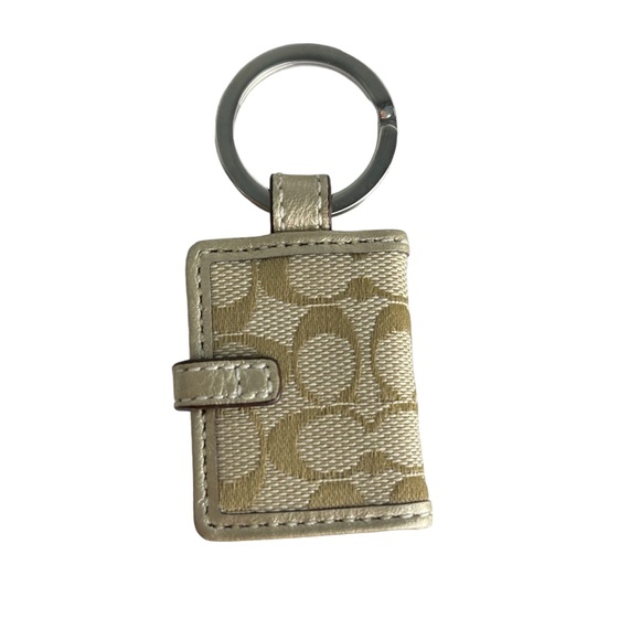 COACH Canvas Keychain and Photo Holder with Rare Metal Star Coach Charm - Picture 2 of 5